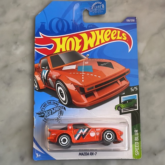 Mazda RX-7 - Picture 12 of 13